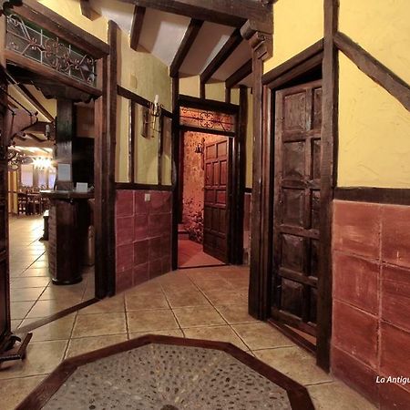 Affittacamere La Antigua Botica Pasarón Esterno foto